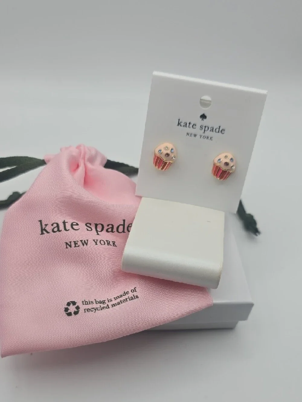 Kate Spade "Take The Cake" Pink Cupcake Crystal Stud Earrings (DUSTY)(NWT)✨️🧁✨️ - Picture 4 of 6